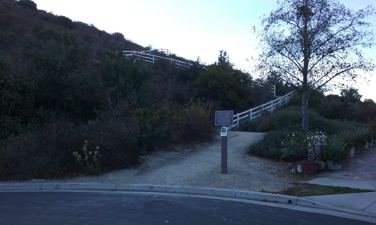 Hawks Pointe and Muir Trails Fullerton Walks